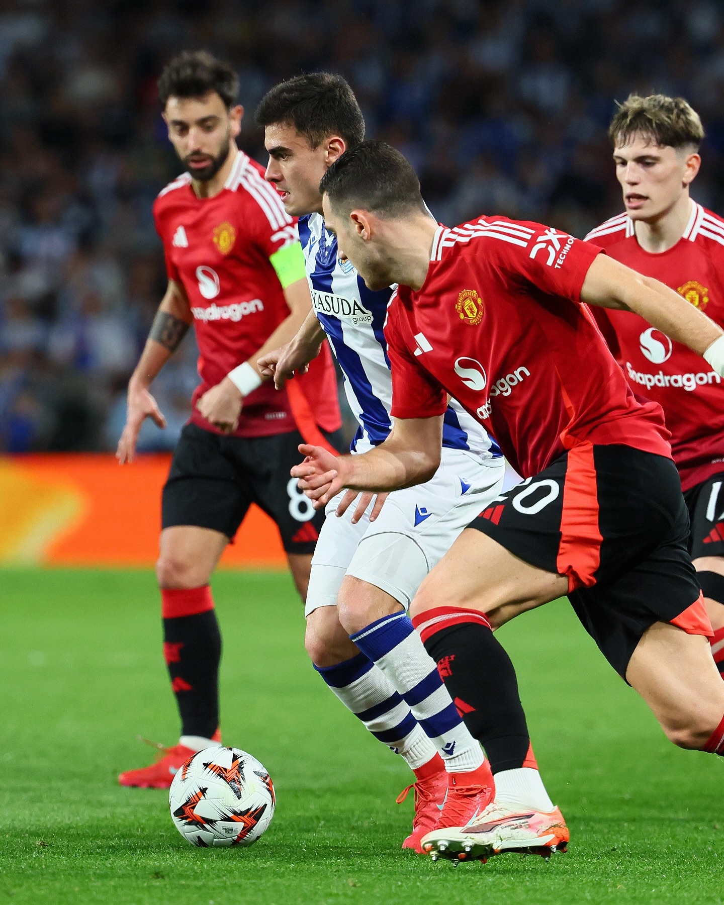 爱游戏体育-集结日突围战来临；葡萄牙体育围绕欧篮联单刀错失；管理层满意；纪律约束更严格(纪律约束更加严明)