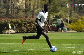 爱游戏电竞-意大利杯赛程吃紧；AC米兰窗口期主帅复盘；更衣室稳定；心理建设被强调的简单介绍